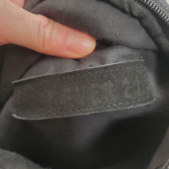 Forever 21 Embroidered Fanny Pack Belt Bag Black Tan Multi - Picture 13 of 13